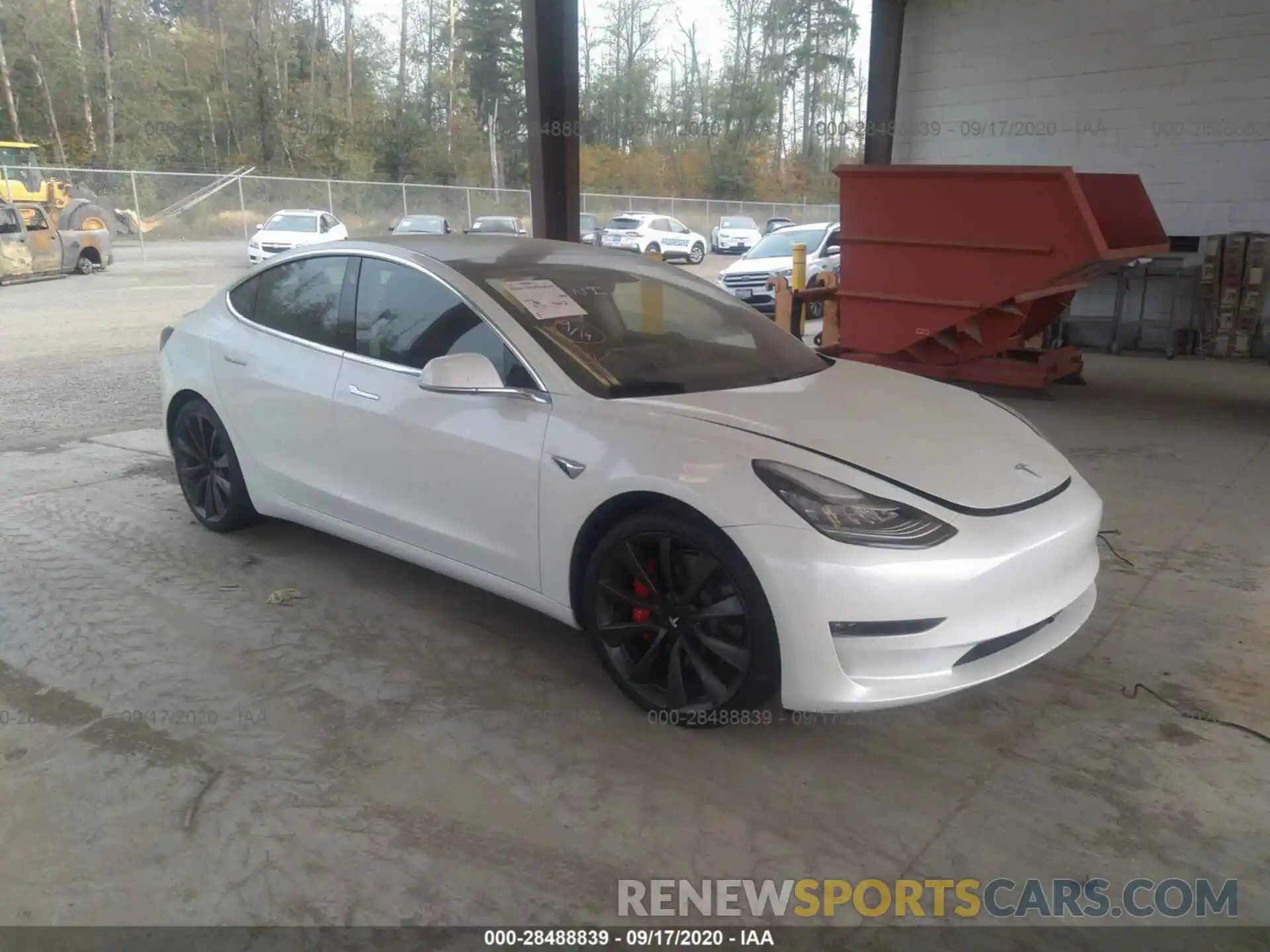 1 Photograph of a damaged car 5YJ3E1ECXLF624031 TESLA MODEL 3 2020