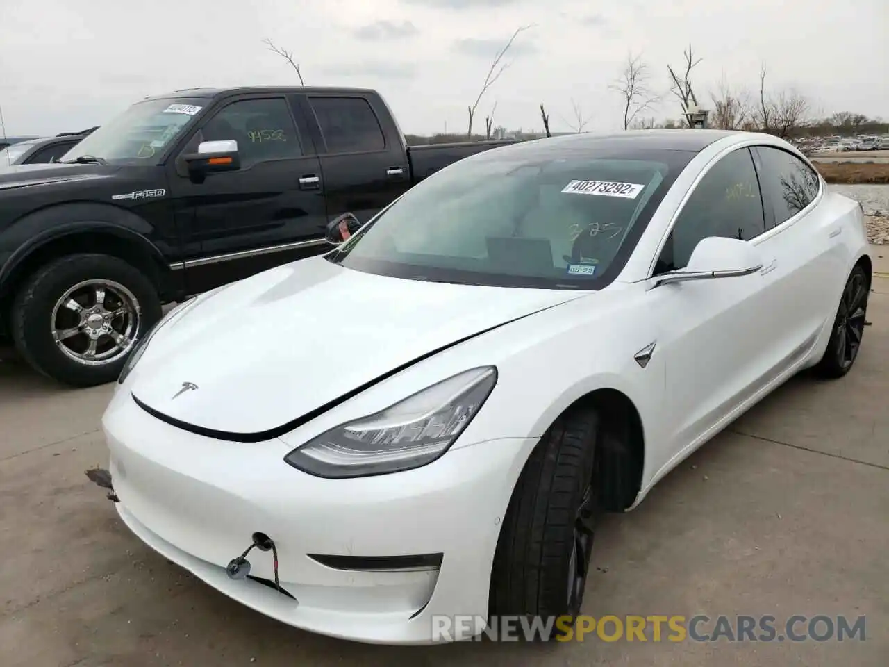 2 Photograph of a damaged car 5YJ3E1ECXLF642027 TESLA MODEL 3 2020