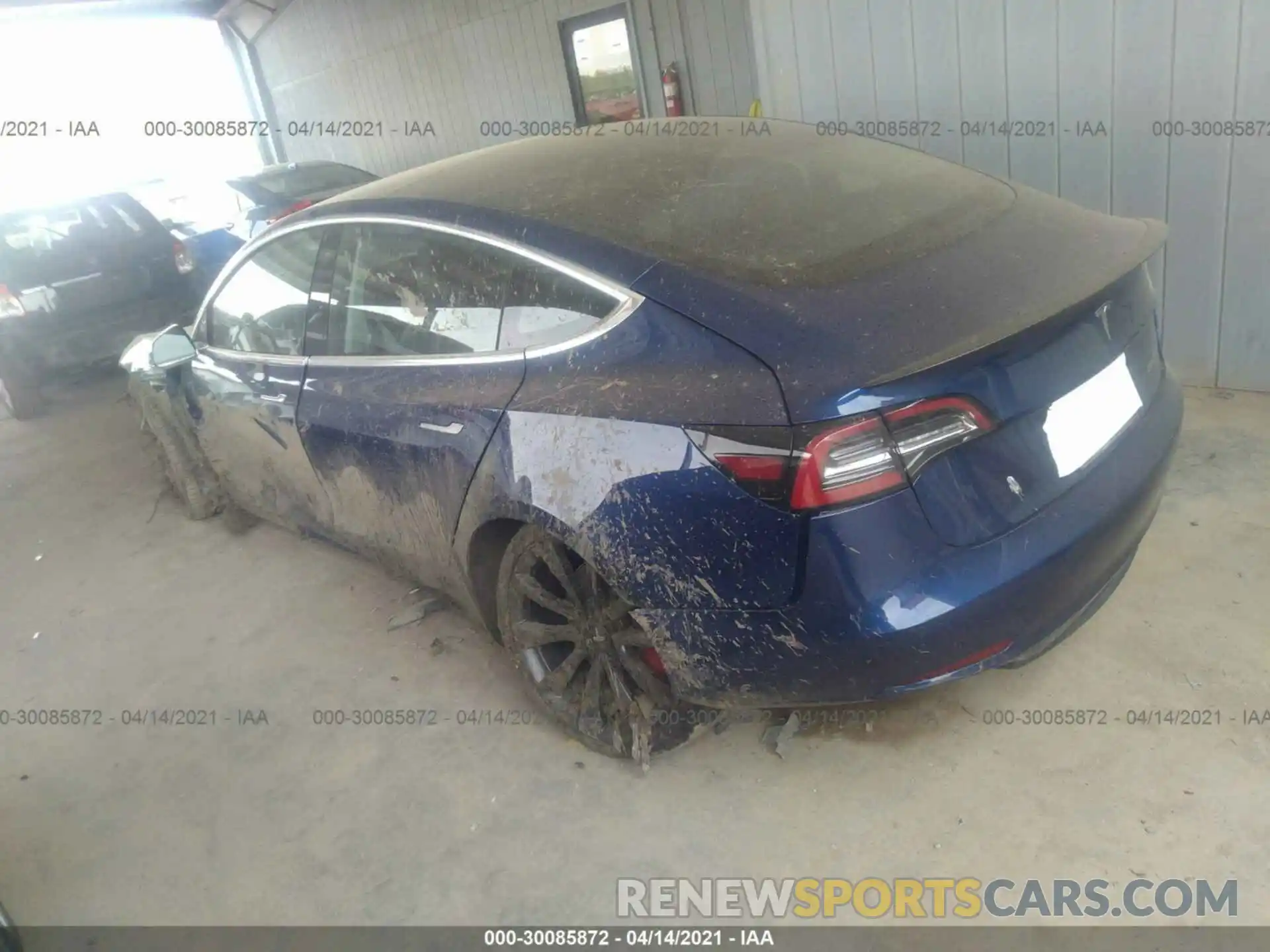 3 Photograph of a damaged car 5YJ3E1ECXLF669423 TESLA MODEL 3 2020