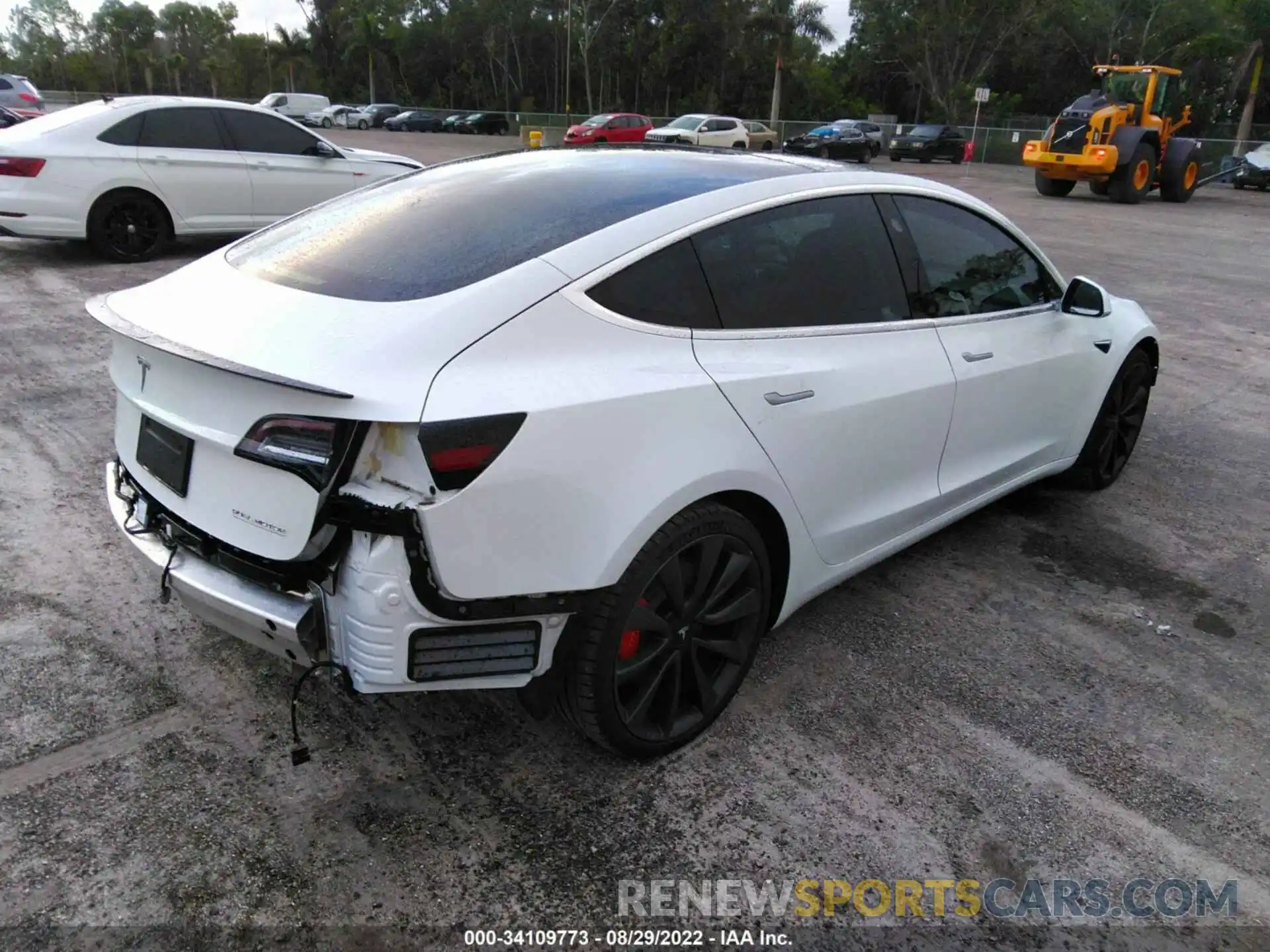 4 Photograph of a damaged car 5YJ3E1ECXLF714182 TESLA MODEL 3 2020