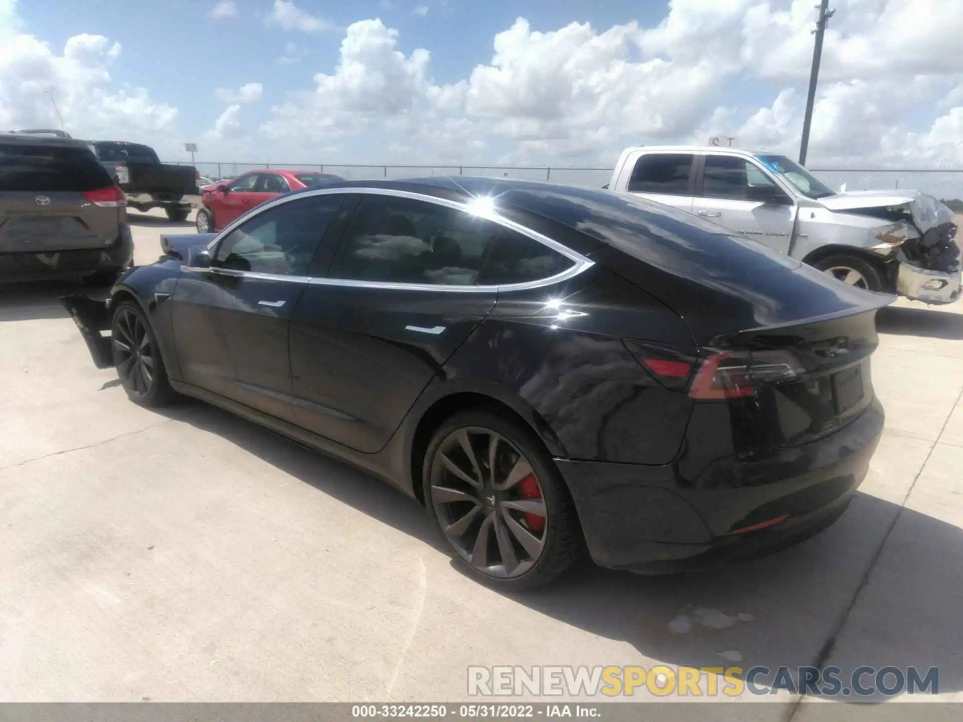 3 Photograph of a damaged car 5YJ3E1ECXLF742385 TESLA MODEL 3 2020