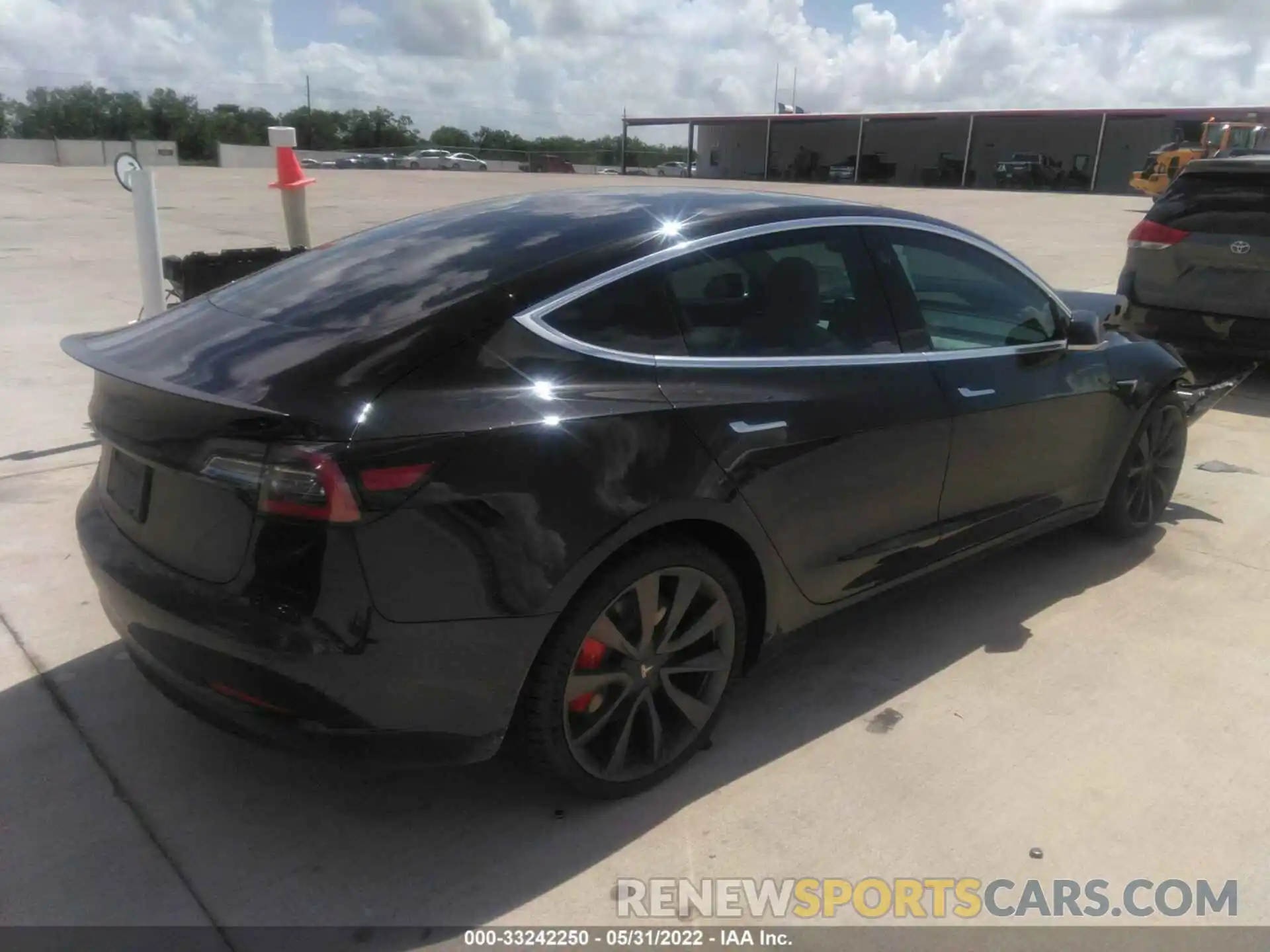 4 Photograph of a damaged car 5YJ3E1ECXLF742385 TESLA MODEL 3 2020