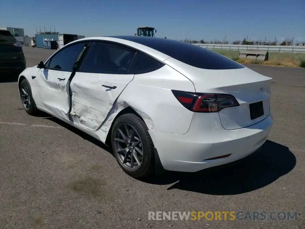 3 Photograph of a damaged car 5YJ3E1EA0MF017071 TESLA MODEL 3 2021