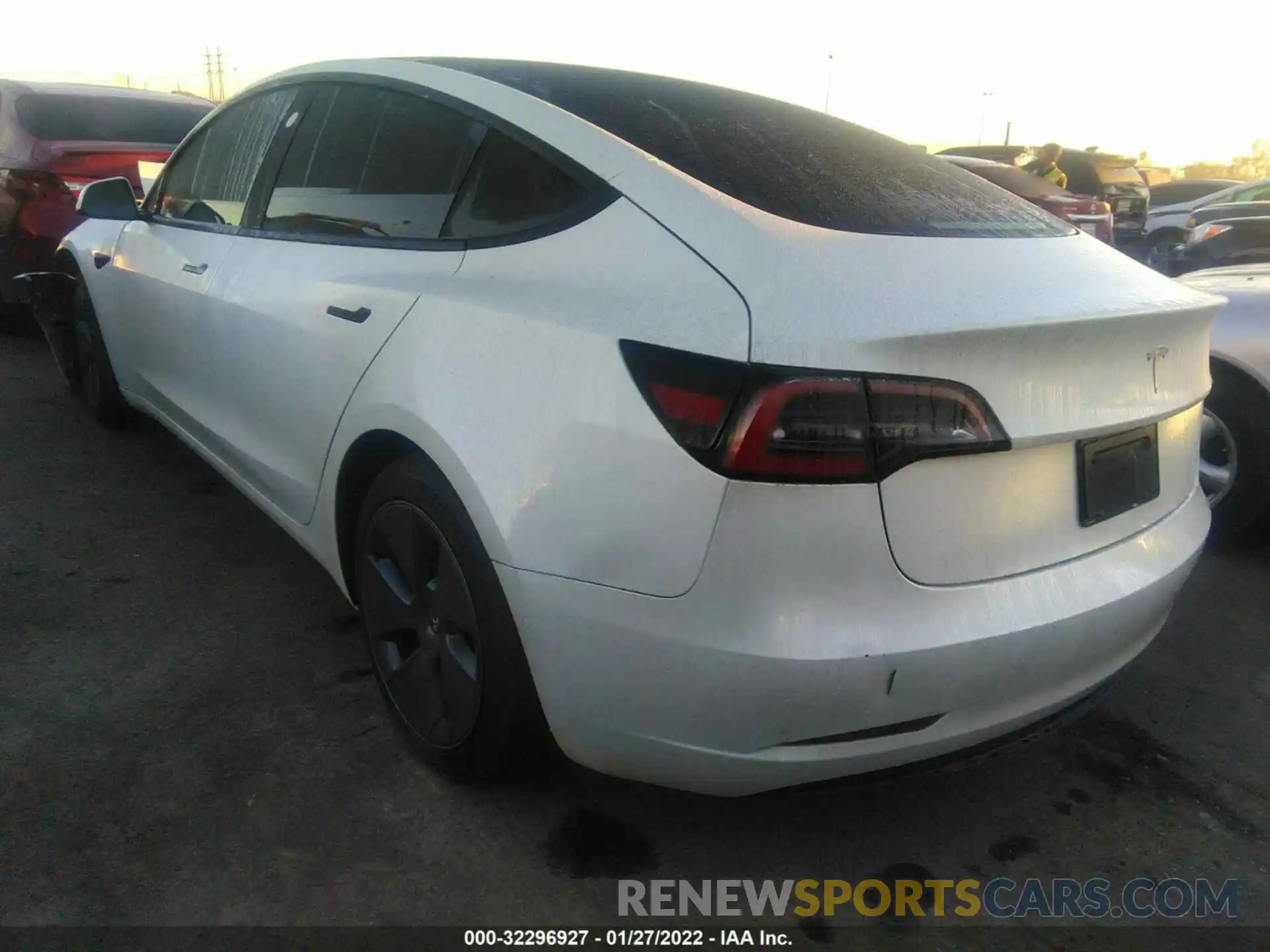 3 Photograph of a damaged car 5YJ3E1EA0MF018821 TESLA MODEL 3 2021