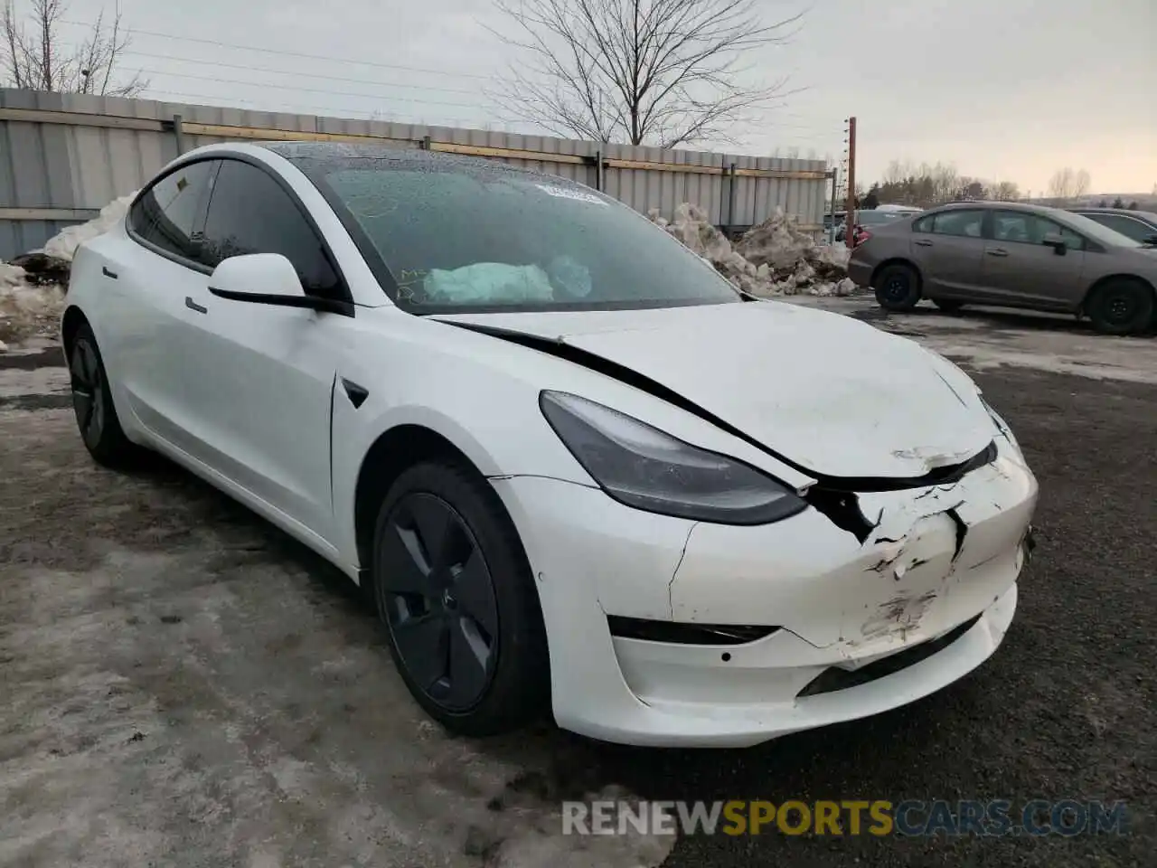 1 Photograph of a damaged car 5YJ3E1EA0MF047686 TESLA MODEL 3 2021