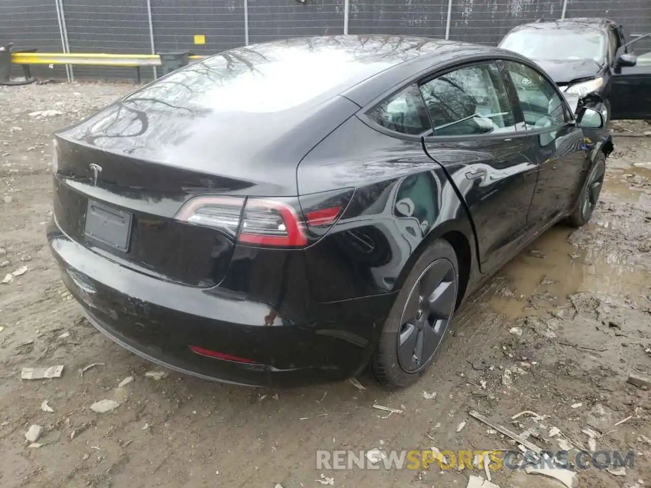 4 Фотография поврежденного автомобиля 5YJ3E1EA0MF086357 TESLA MODEL 3 2021