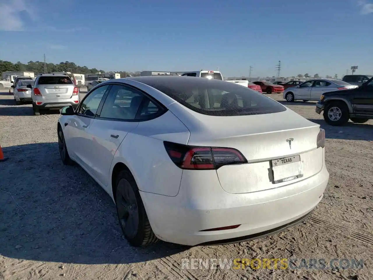 3 Photograph of a damaged car 5YJ3E1EA0MF088657 TESLA MODEL 3 2021