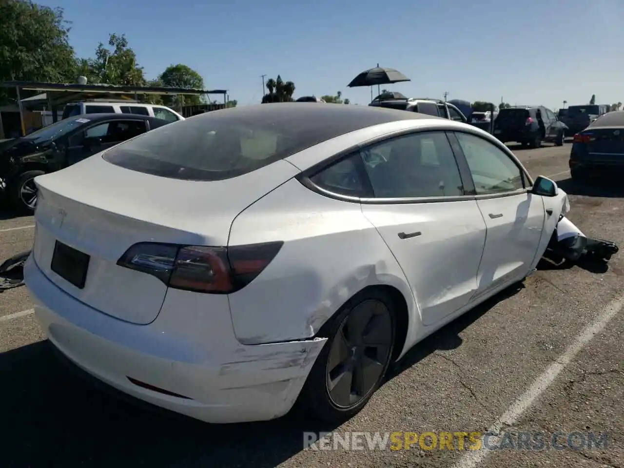 4 Photograph of a damaged car 5YJ3E1EA0MF091705 TESLA MODEL 3 2021