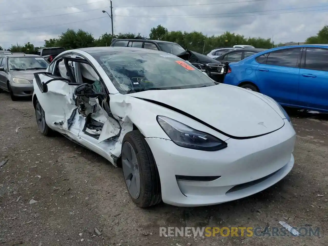 1 Photograph of a damaged car 5YJ3E1EA0MF093339 TESLA MODEL 3 2021