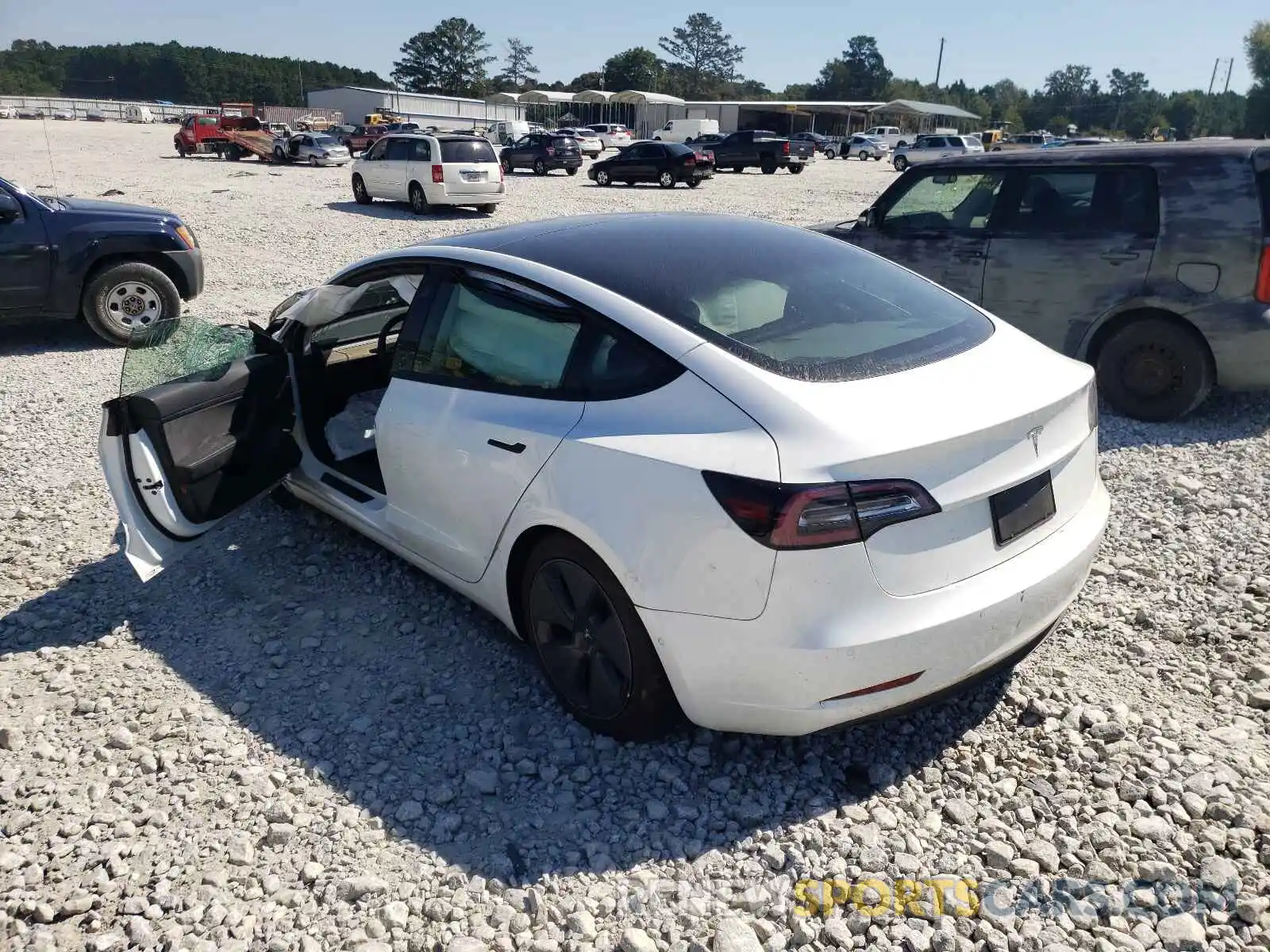 3 Photograph of a damaged car 5YJ3E1EA0MF852202 TESLA MODEL 3 2021