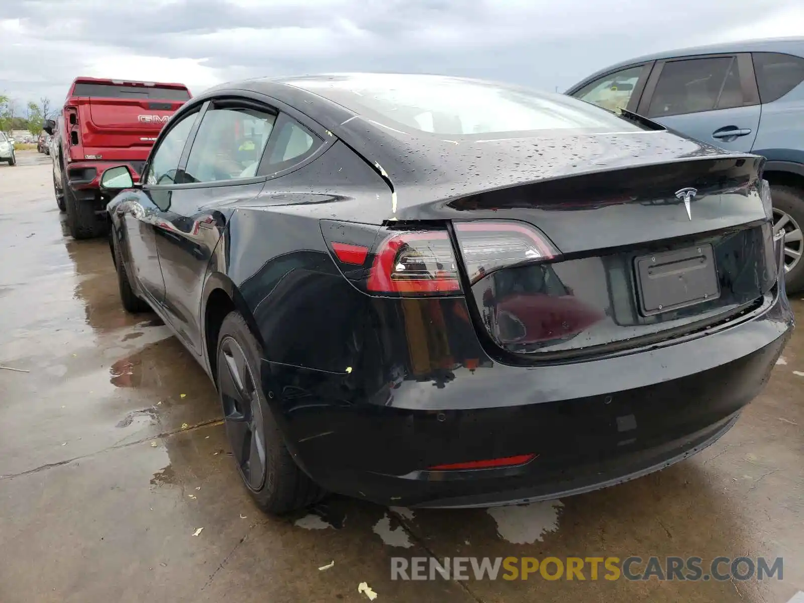 3 Photograph of a damaged car 5YJ3E1EA0MF871168 TESLA MODEL 3 2021