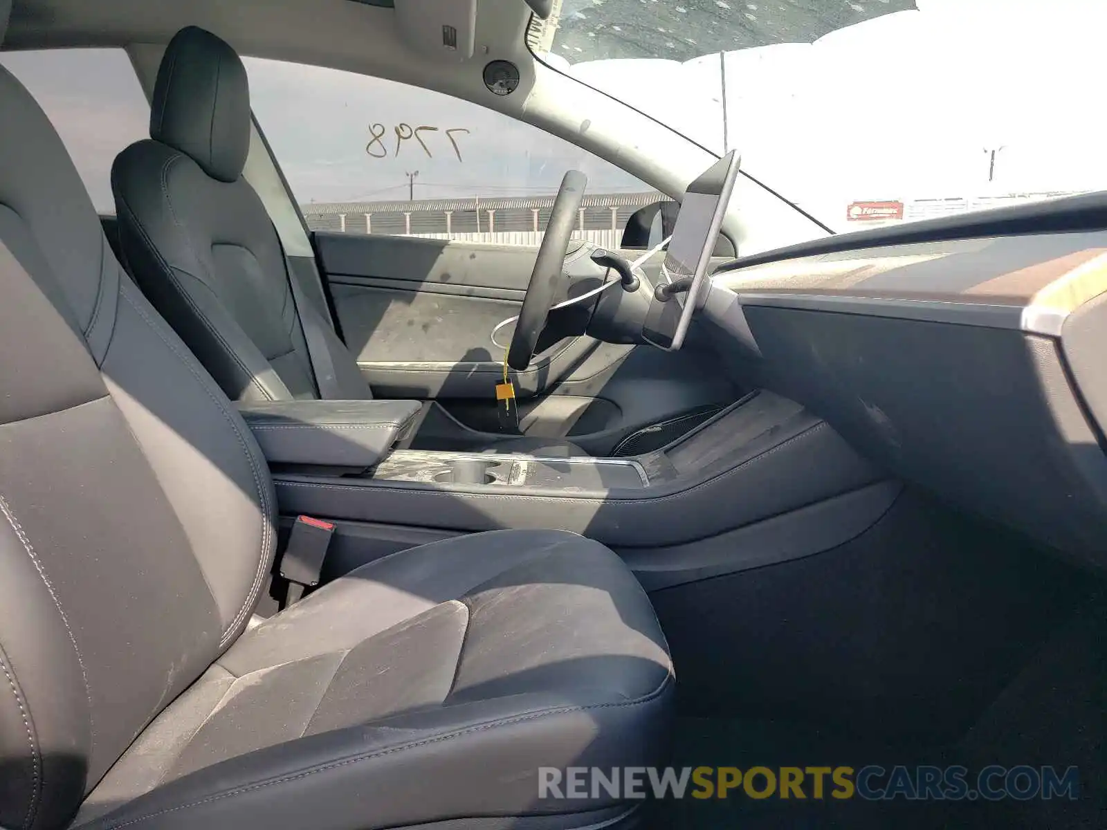 5 Photograph of a damaged car 5YJ3E1EA0MF871297 TESLA MODEL 3 2021