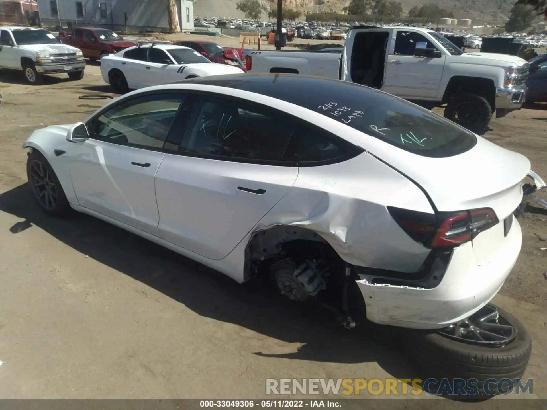 3 Photograph of a damaged car 5YJ3E1EA0MF878718 TESLA MODEL 3 2021