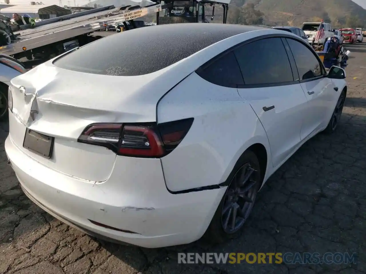 4 Фотография поврежденного автомобиля 5YJ3E1EA0MF929361 TESLA MODEL 3 2021