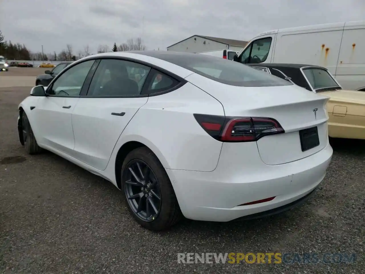 3 Photograph of a damaged car 5YJ3E1EA0MF976499 TESLA MODEL 3 2021