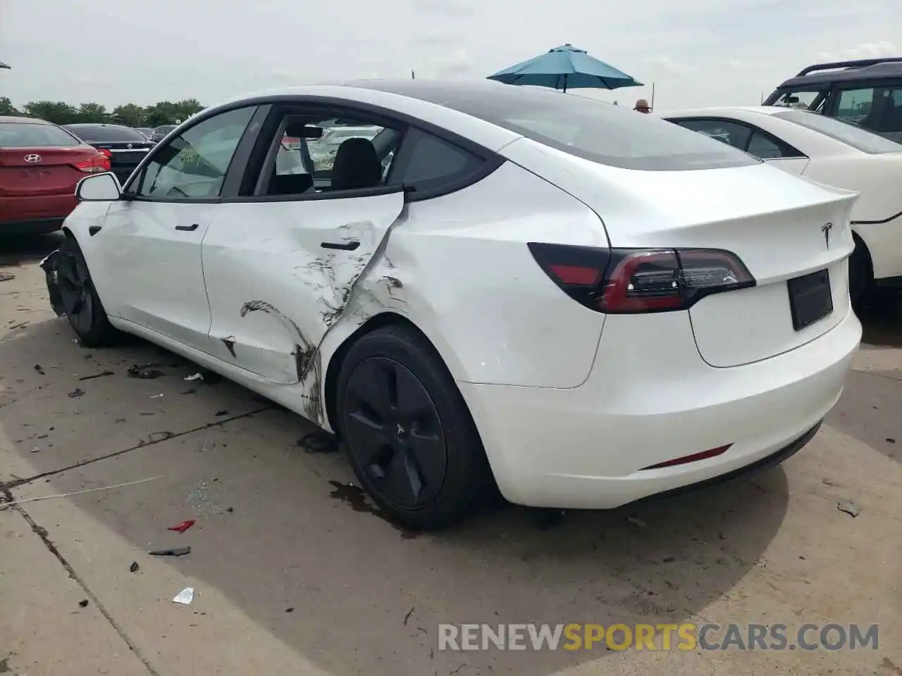 3 Photograph of a damaged car 5YJ3E1EA0MF976874 TESLA MODEL 3 2021