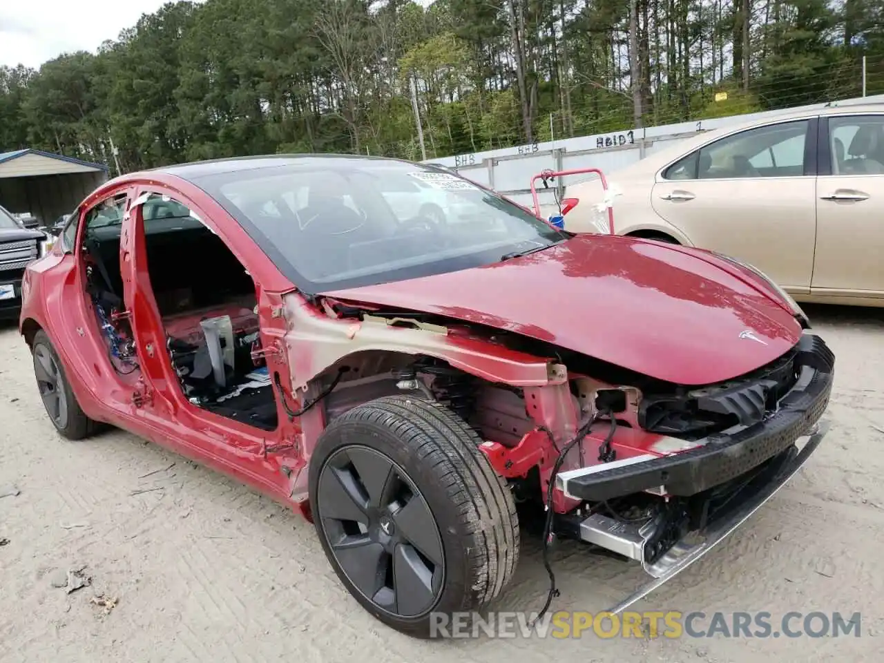 1 Photograph of a damaged car 5YJ3E1EA0MF991472 TESLA MODEL 3 2021