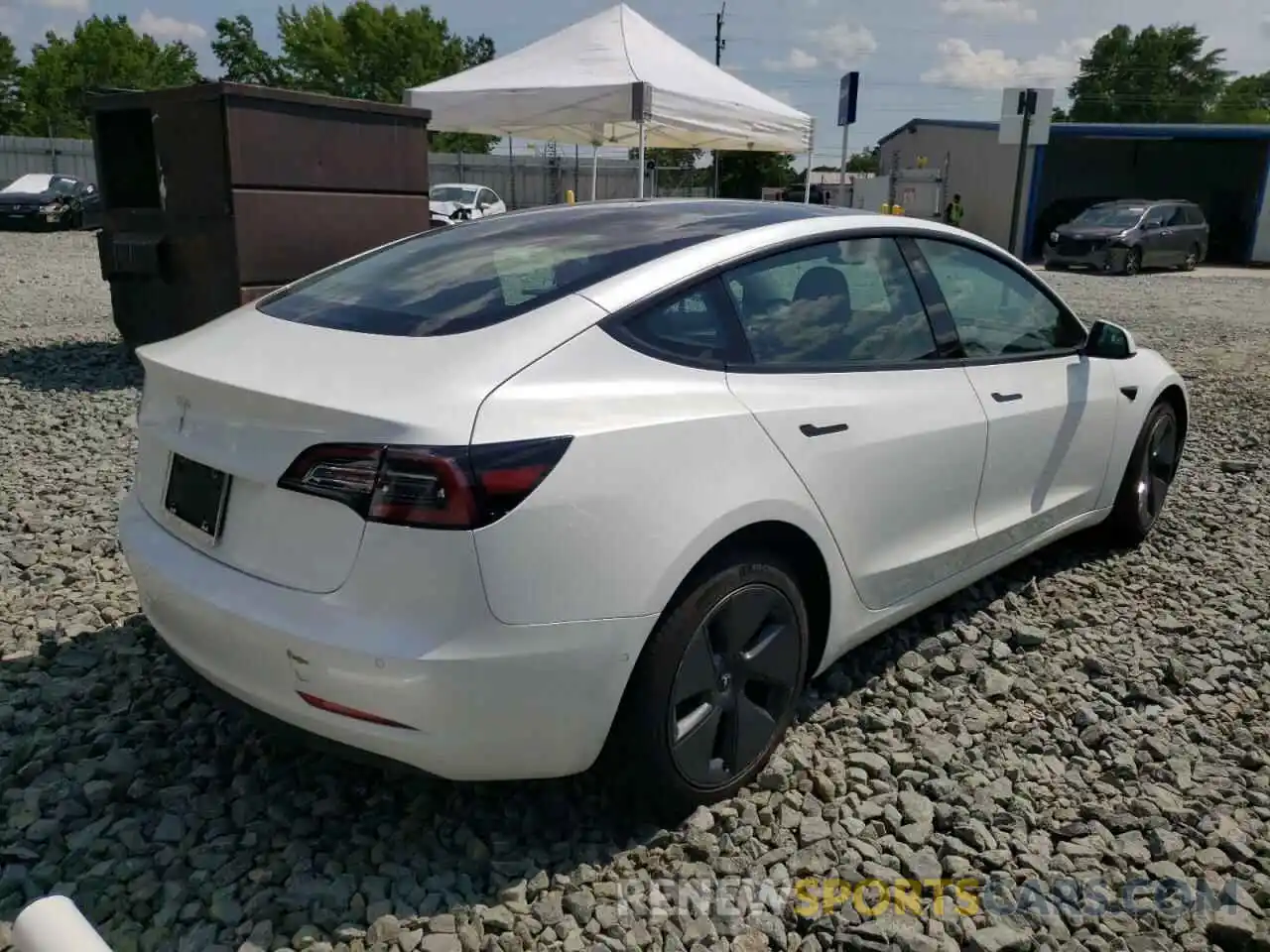 4 Photograph of a damaged car 5YJ3E1EA1MF027365 TESLA MODEL 3 2021