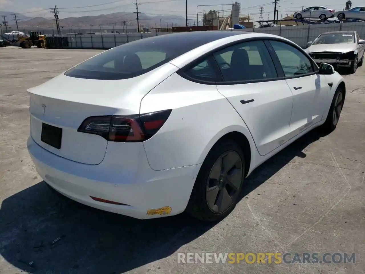 4 Photograph of a damaged car 5YJ3E1EA1MF053125 TESLA MODEL 3 2021