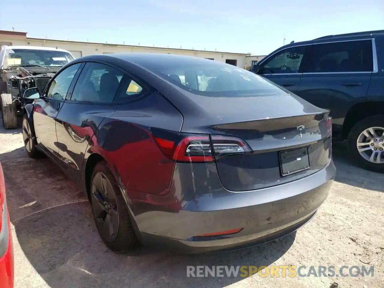 3 Photograph of a damaged car 5YJ3E1EA1MF087162 TESLA MODEL 3 2021