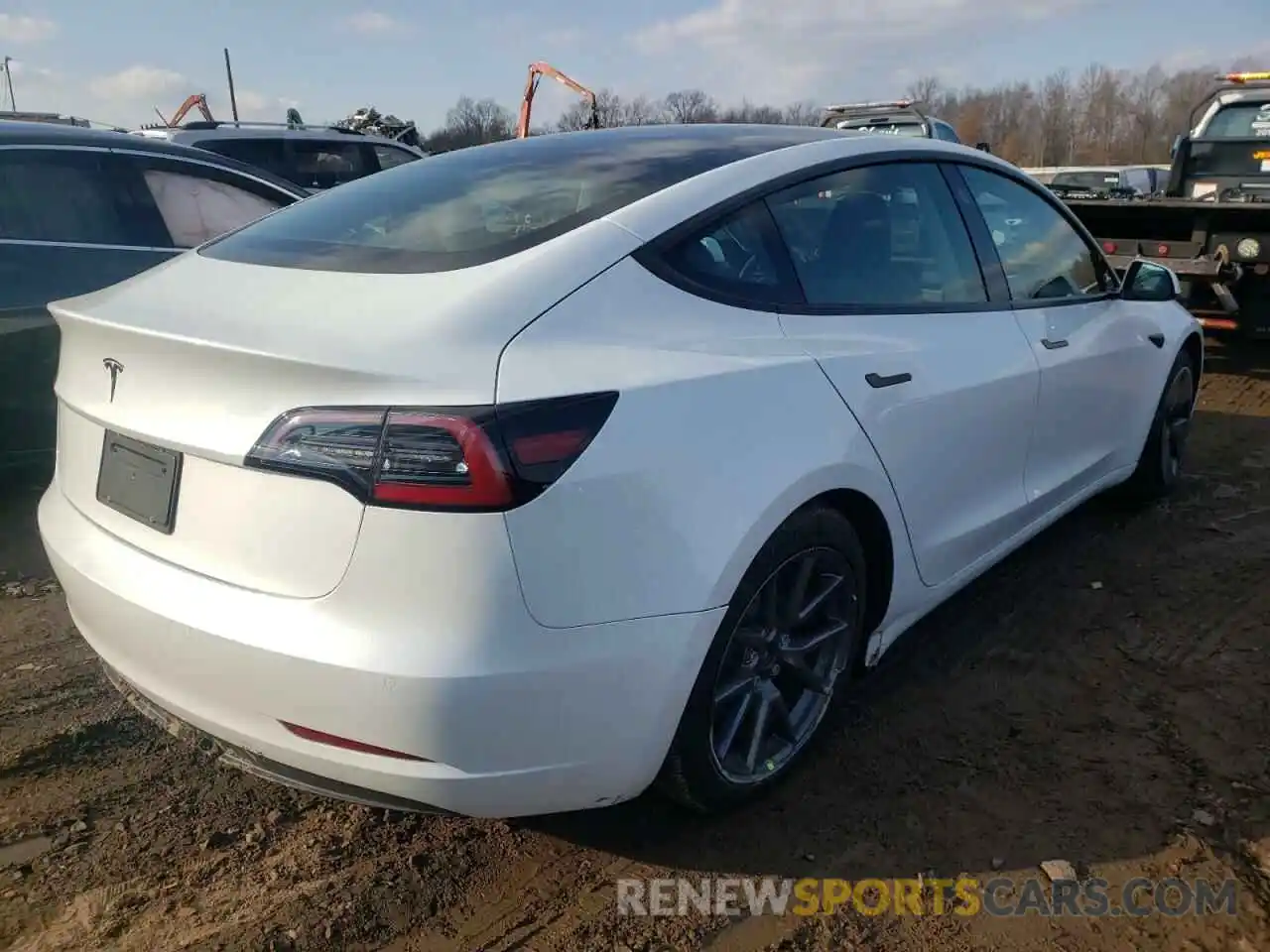 4 Фотография поврежденного автомобиля 5YJ3E1EA1MF087498 TESLA MODEL 3 2021