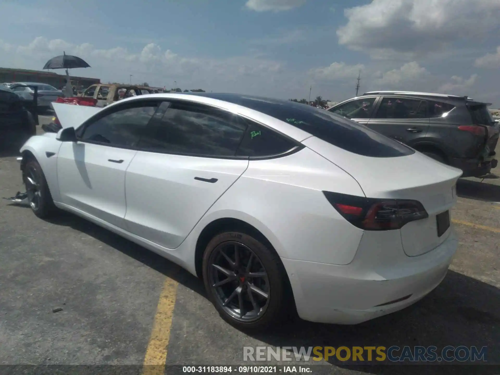 3 Photograph of a damaged car 5YJ3E1EA1MF907935 TESLA MODEL 3 2021