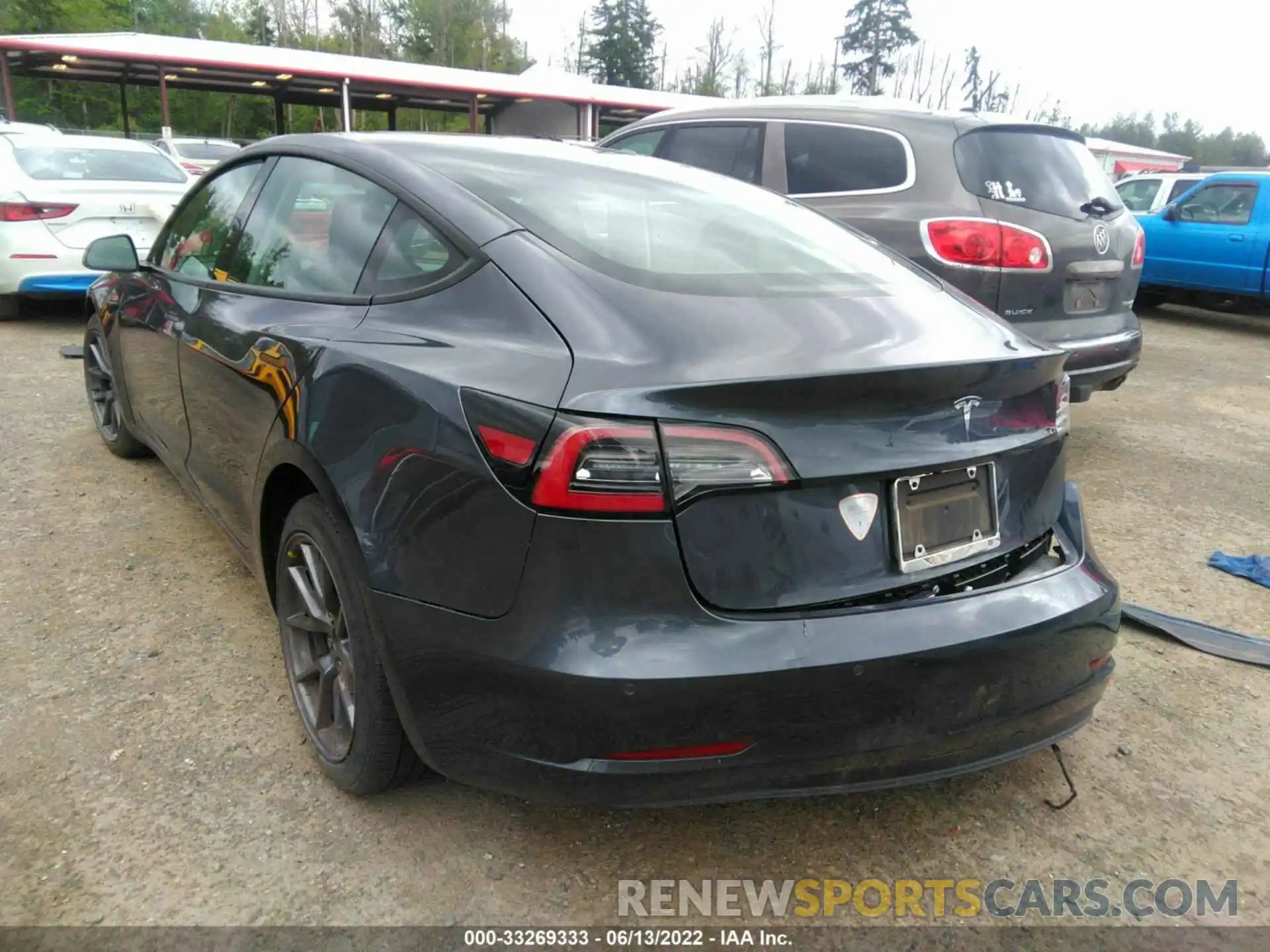 3 Photograph of a damaged car 5YJ3E1EA1MF915386 TESLA MODEL 3 2021