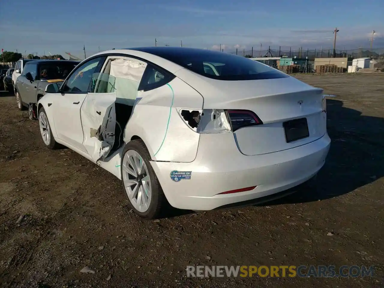 3 Photograph of a damaged car 5YJ3E1EA1MF921897 TESLA MODEL 3 2021