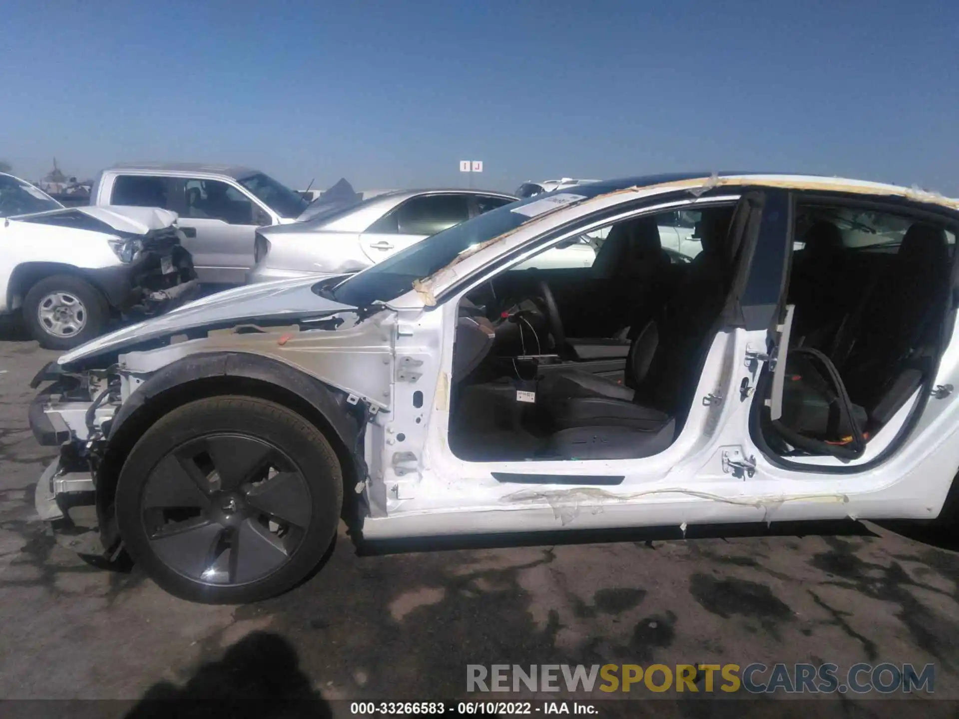 6 Photograph of a damaged car 5YJ3E1EA1MF929708 TESLA MODEL 3 2021