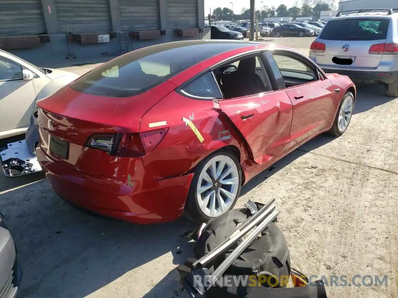 4 Photograph of a damaged car 5YJ3E1EA1MF937419 TESLA MODEL 3 2021