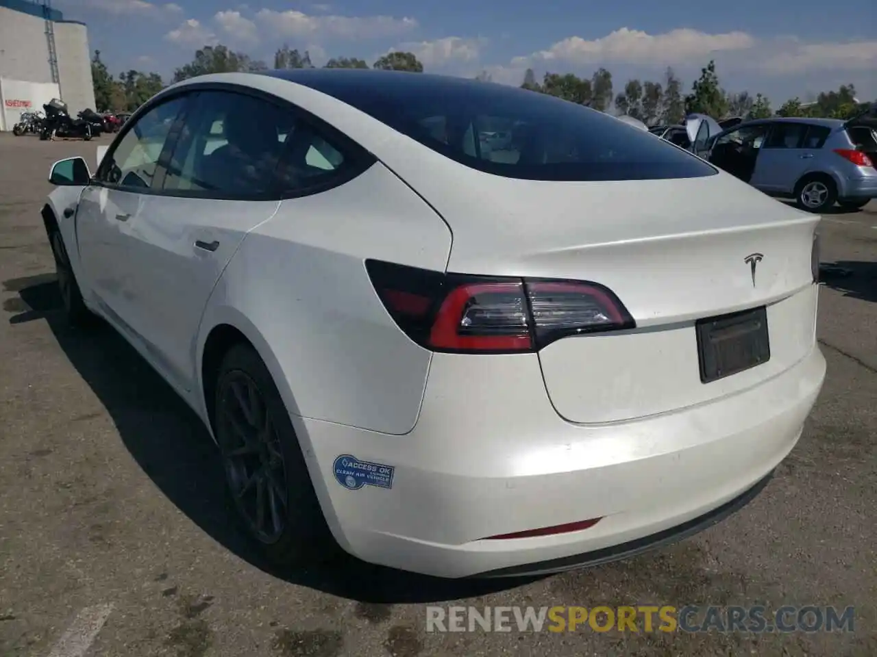 3 Photograph of a damaged car 5YJ3E1EA1MF939476 TESLA MODEL 3 2021