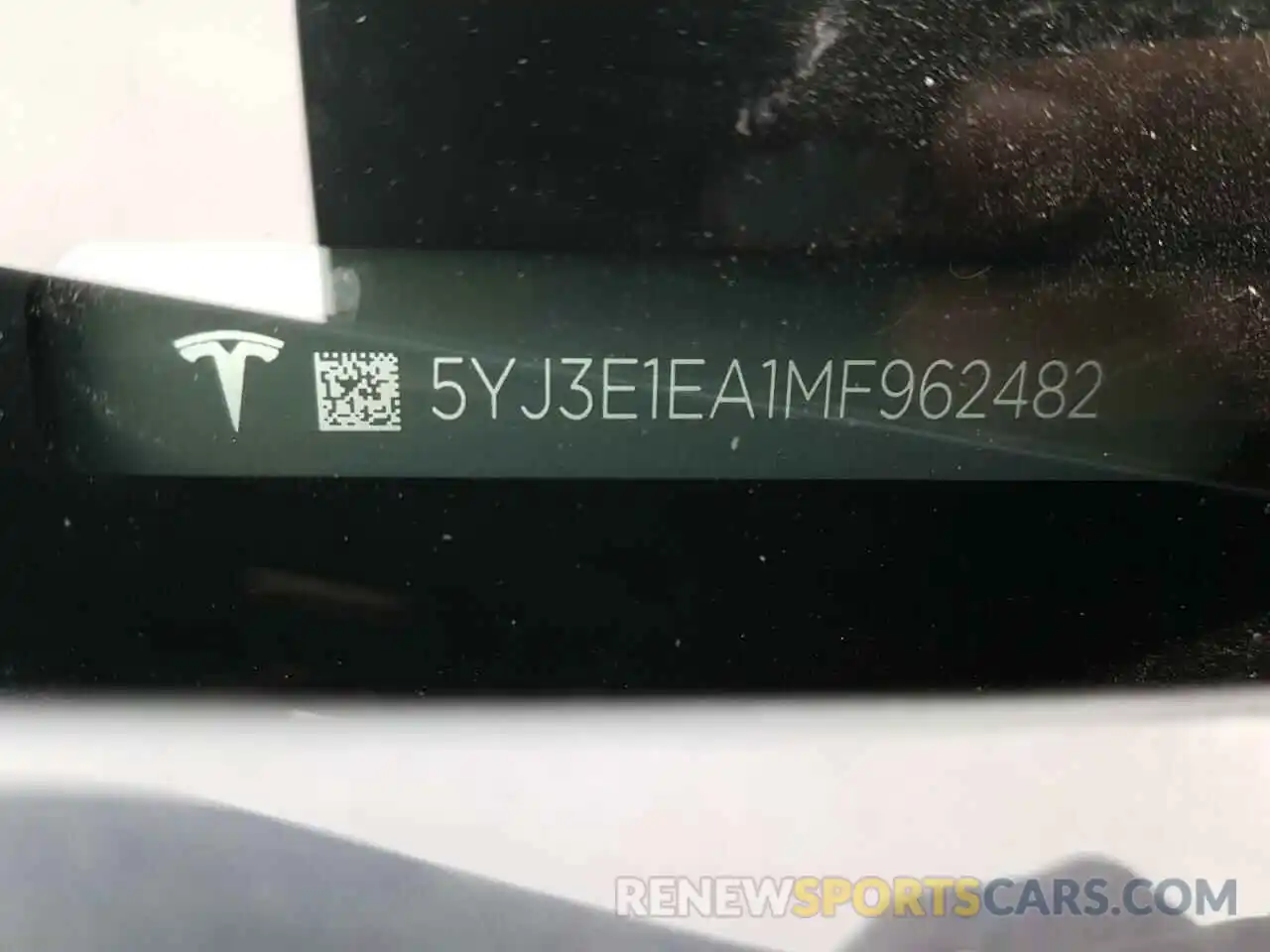 10 Photograph of a damaged car 5YJ3E1EA1MF962482 TESLA MODEL 3 2021