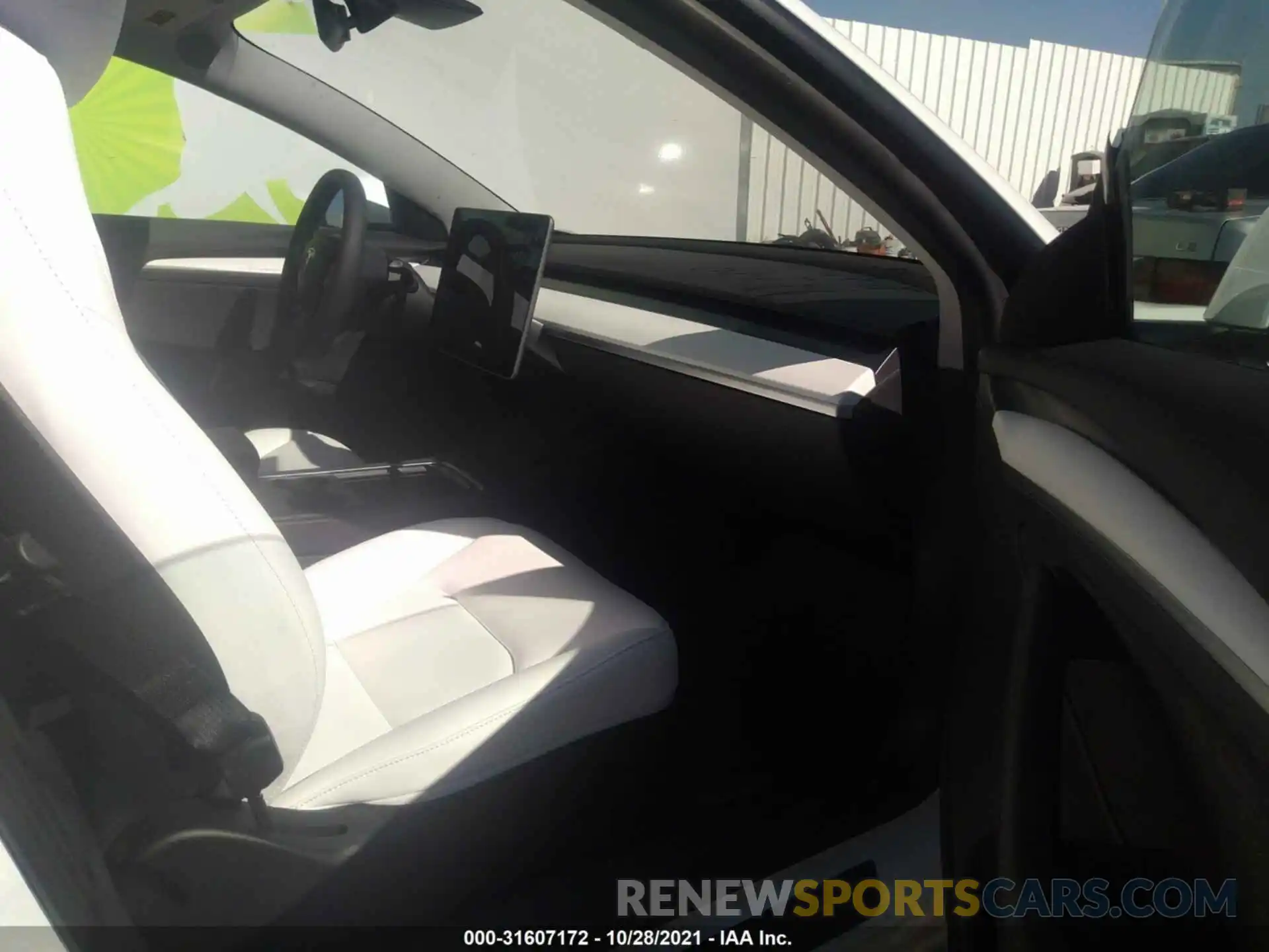 5 Photograph of a damaged car 5YJ3E1EA2MF000868 TESLA MODEL 3 2021