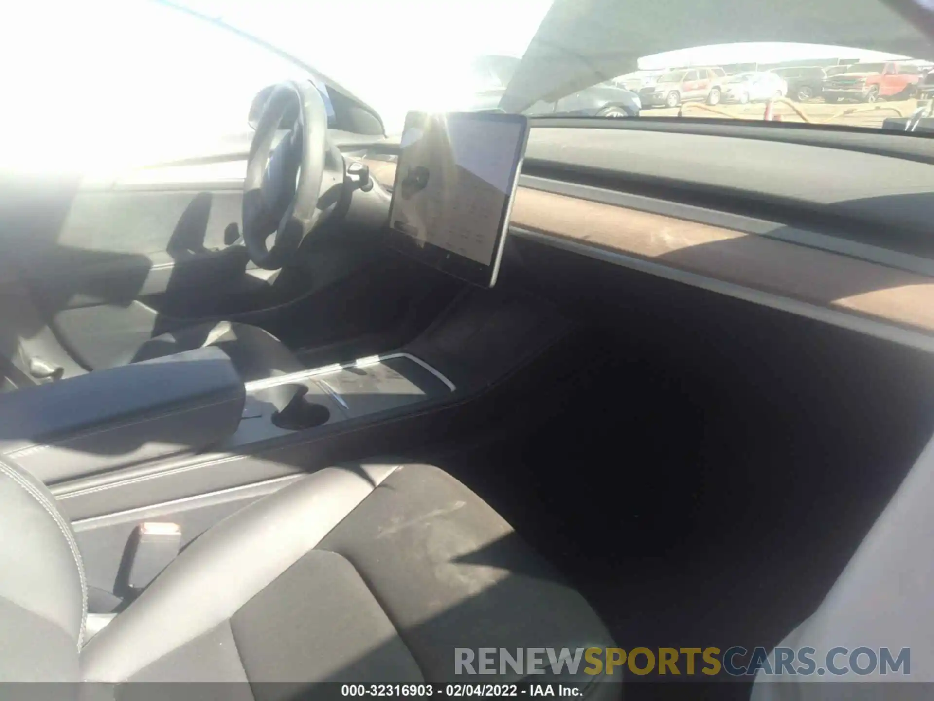 5 Photograph of a damaged car 5YJ3E1EA2MF001857 TESLA MODEL 3 2021