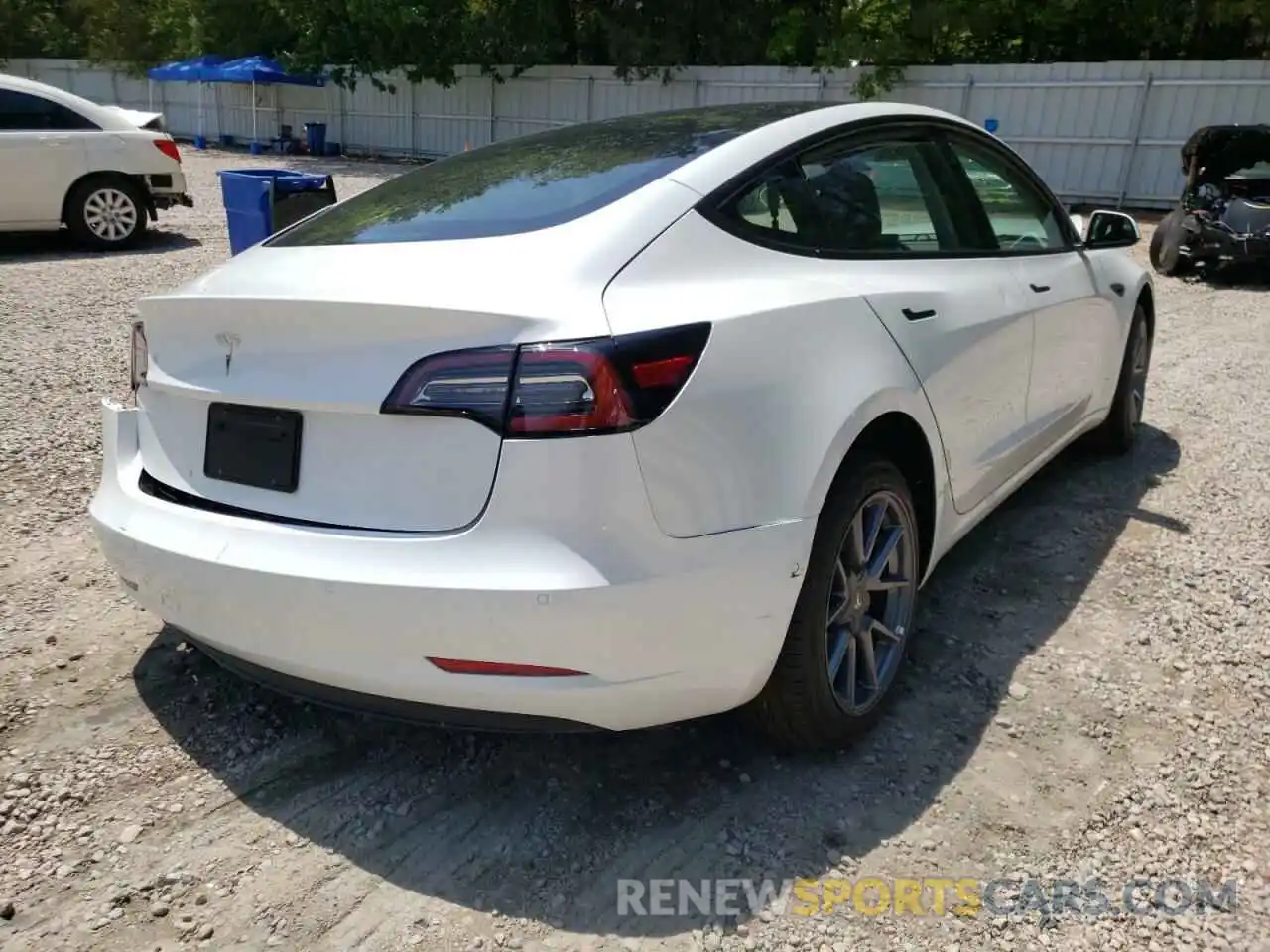 4 Фотография поврежденного автомобиля 5YJ3E1EA2MF053232 TESLA MODEL 3 2021