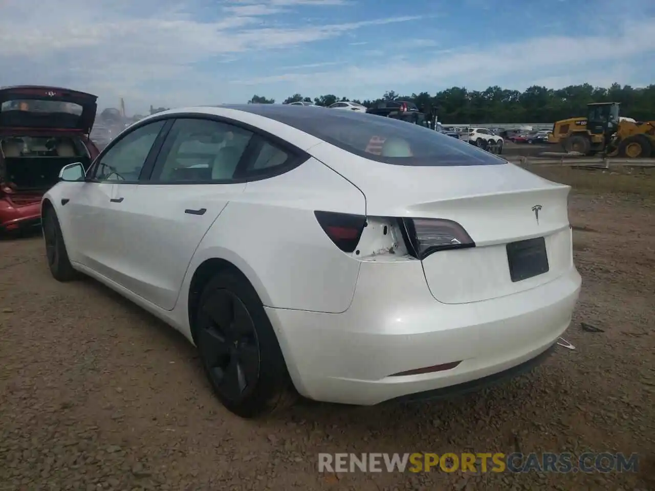 3 Photograph of a damaged car 5YJ3E1EA2MF061525 TESLA MODEL 3 2021