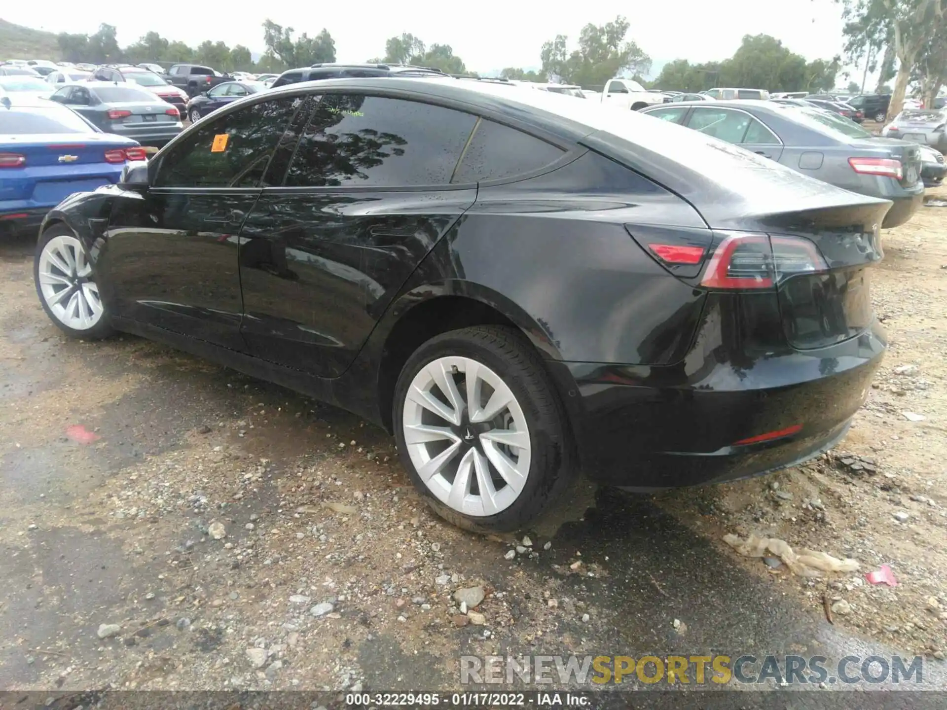 3 Photograph of a damaged car 5YJ3E1EA2MF065090 TESLA MODEL 3 2021