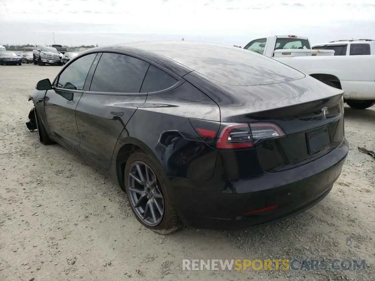 3 Photograph of a damaged car 5YJ3E1EA2MF074274 TESLA MODEL 3 2021