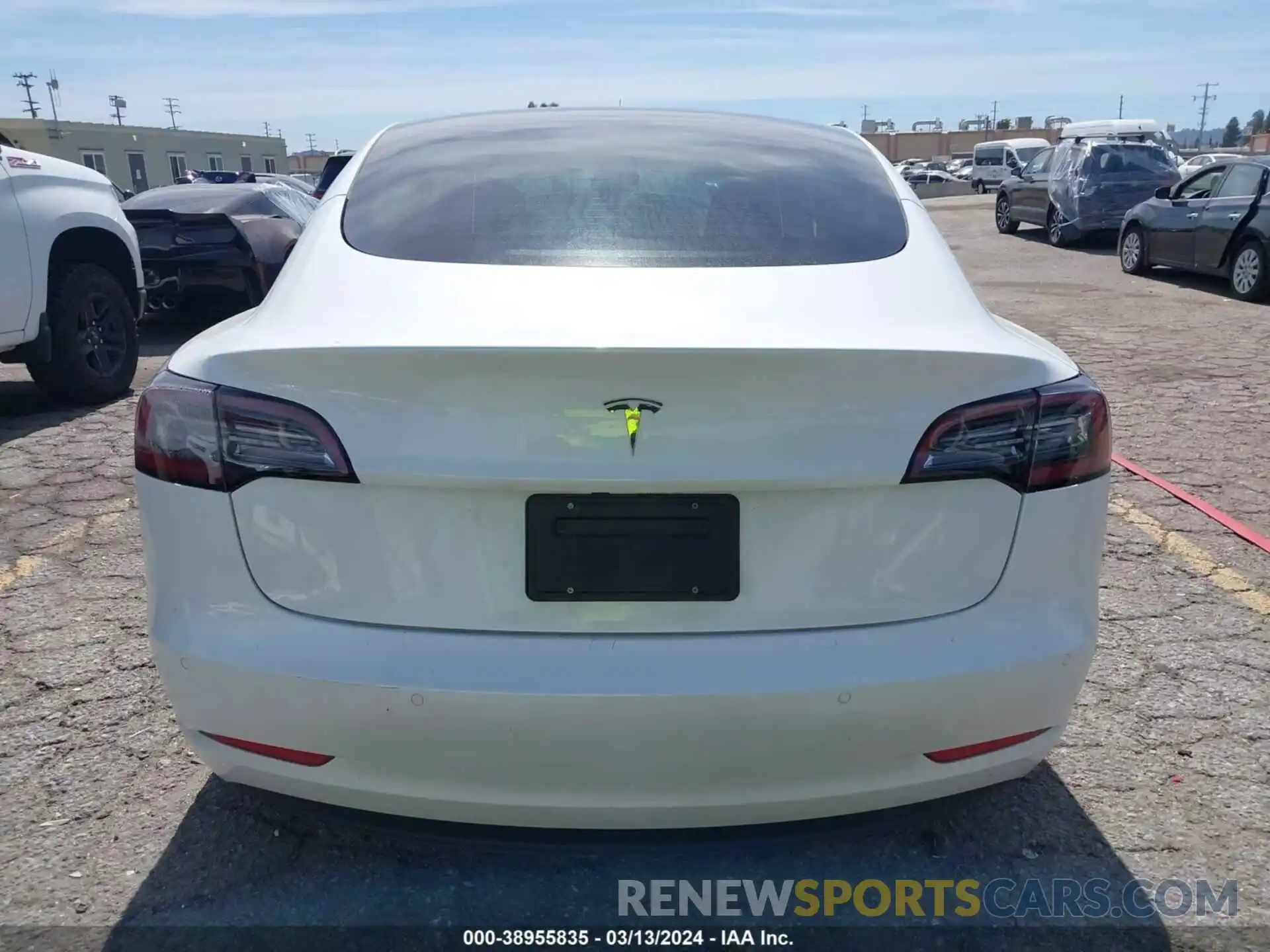 15 Photograph of a damaged car 5YJ3E1EA2MF076137 TESLA MODEL 3 2021