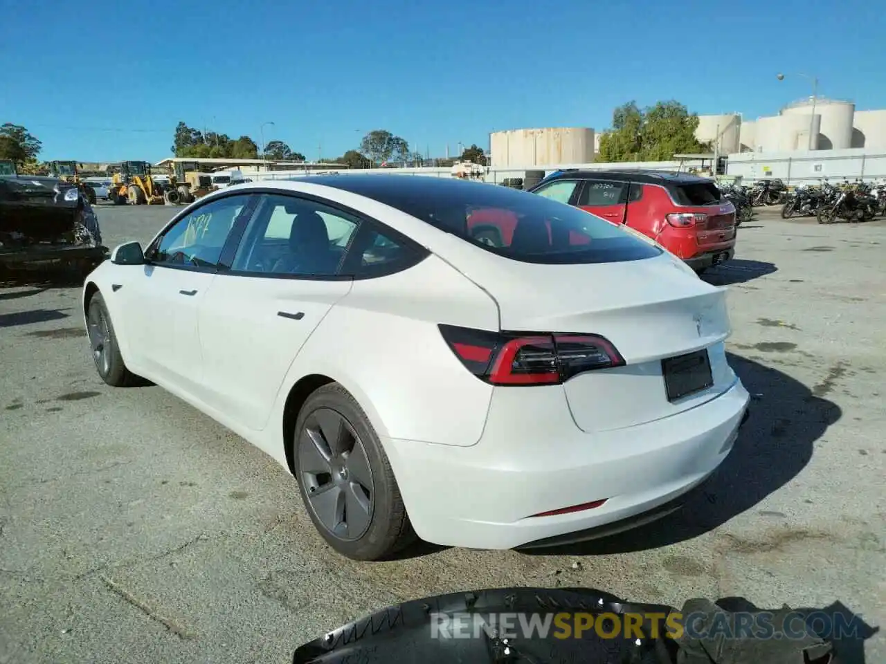 3 Photograph of a damaged car 5YJ3E1EA2MF076476 TESLA MODEL 3 2021