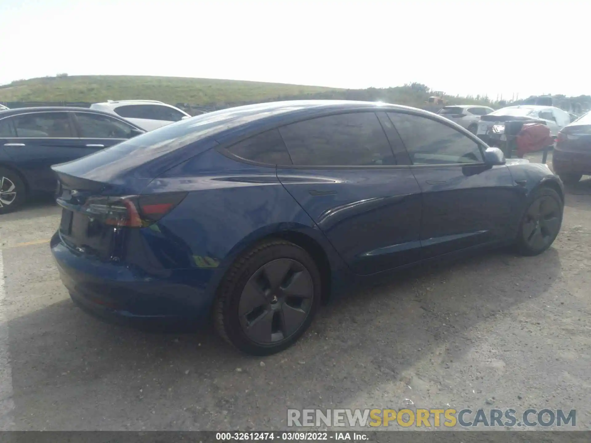 4 Фотография поврежденного автомобиля 5YJ3E1EA2MF087459 TESLA MODEL 3 2021