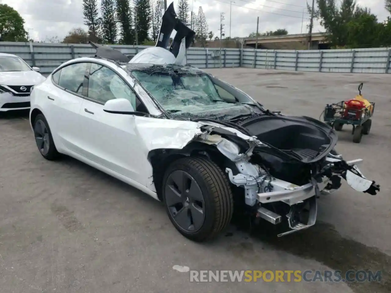 1 Photograph of a damaged car 5YJ3E1EA2MF090345 TESLA MODEL 3 2021