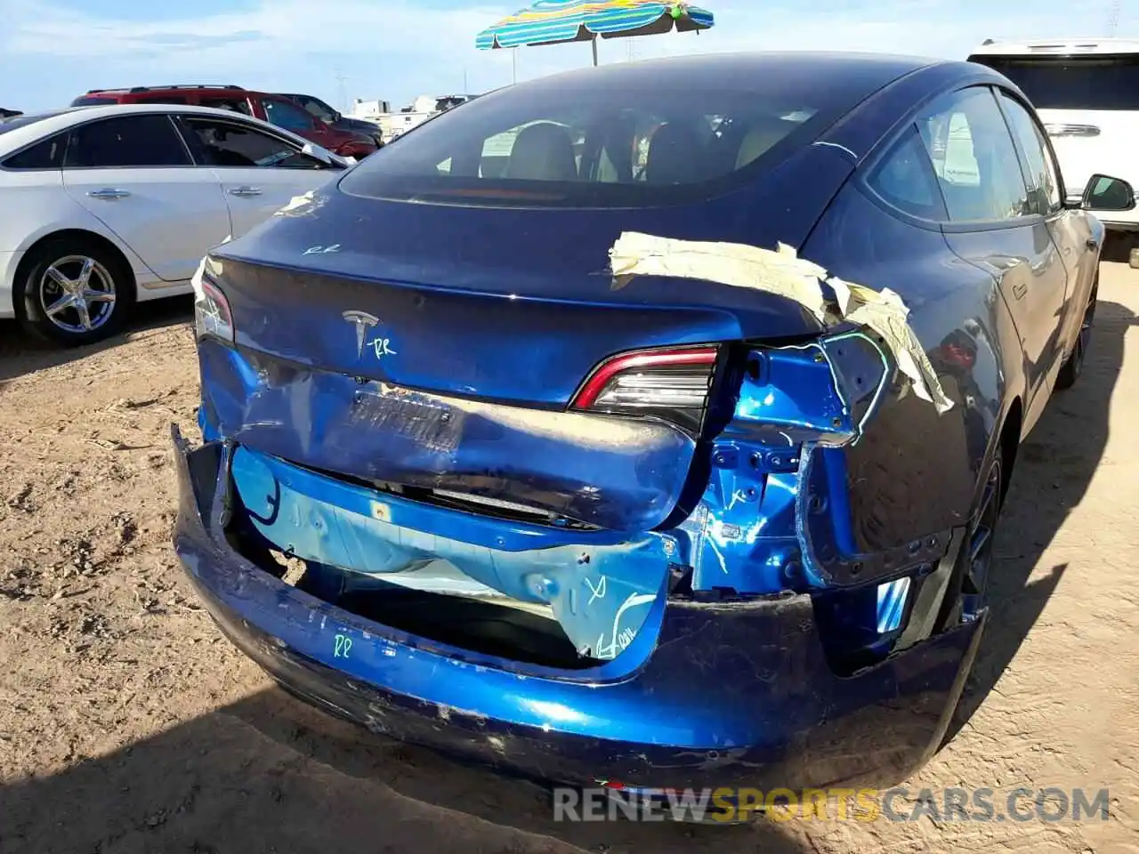 9 Photograph of a damaged car 5YJ3E1EA2MF092306 TESLA MODEL 3 2021