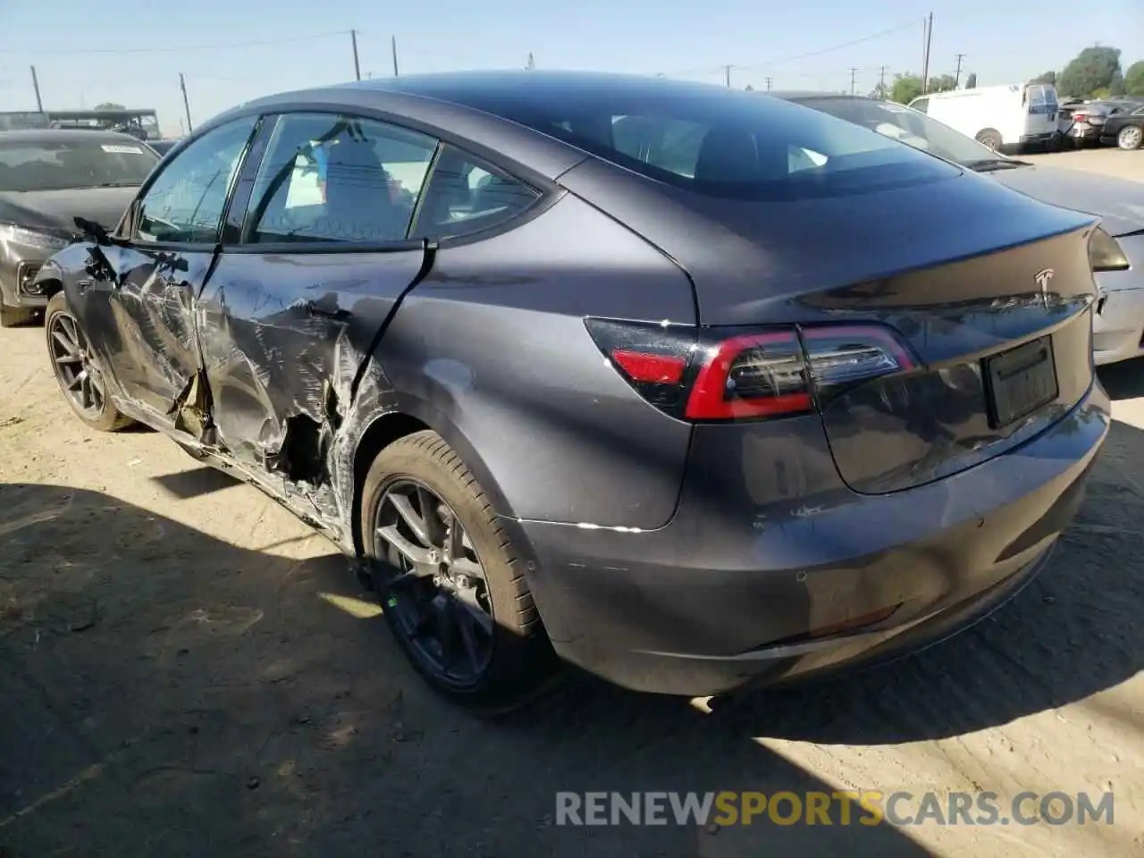 3 Photograph of a damaged car 5YJ3E1EA2MF093228 TESLA MODEL 3 2021