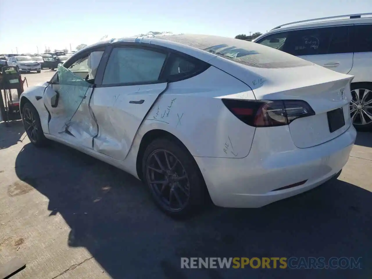 3 Photograph of a damaged car 5YJ3E1EA2MF097067 TESLA MODEL 3 2021