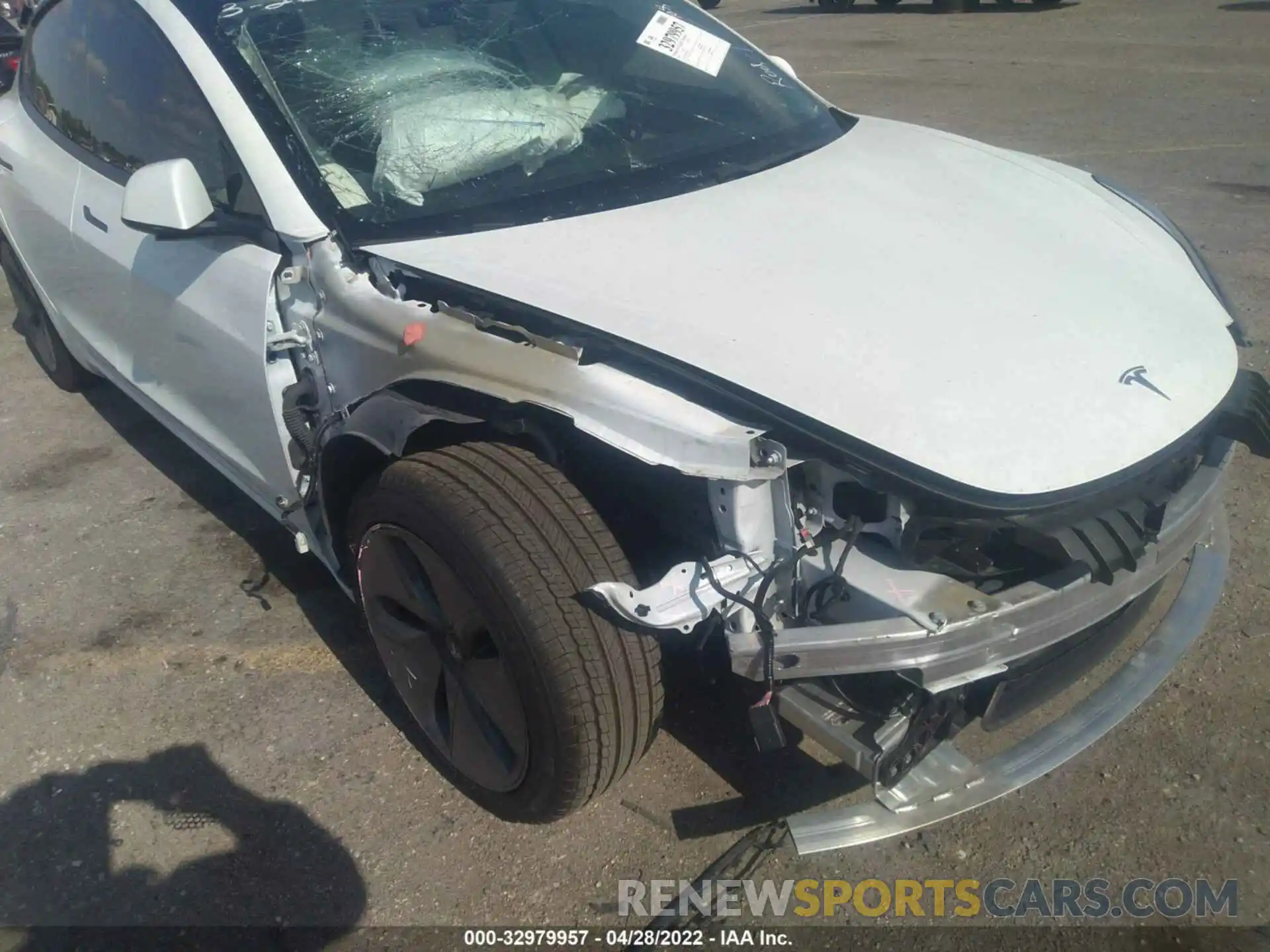 6 Photograph of a damaged car 5YJ3E1EA2MF870782 TESLA MODEL 3 2021