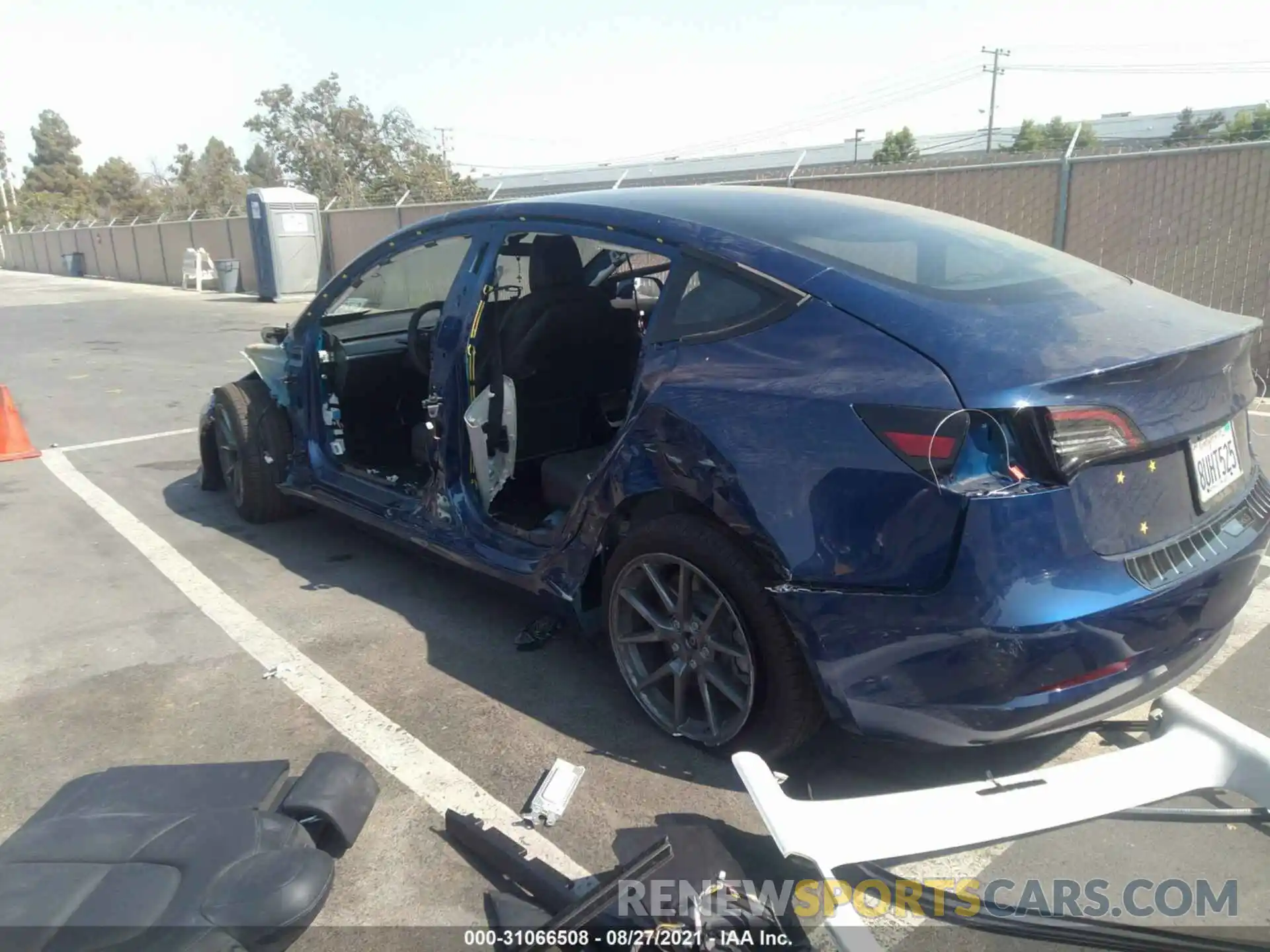 3 Photograph of a damaged car 5YJ3E1EA2MF876369 TESLA MODEL 3 2021