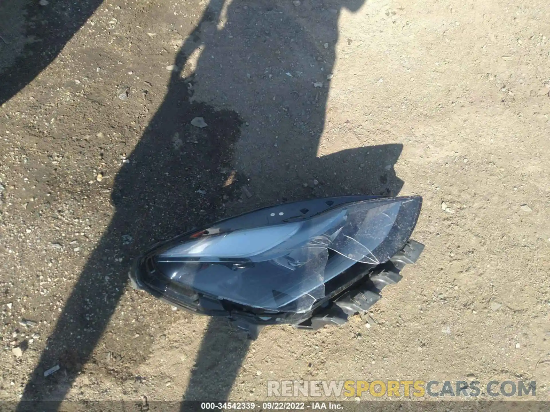 12 Photograph of a damaged car 5YJ3E1EA2MF907507 TESLA MODEL 3 2021