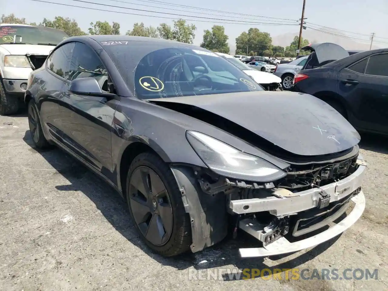 1 Photograph of a damaged car 5YJ3E1EA2MF929779 TESLA MODEL 3 2021