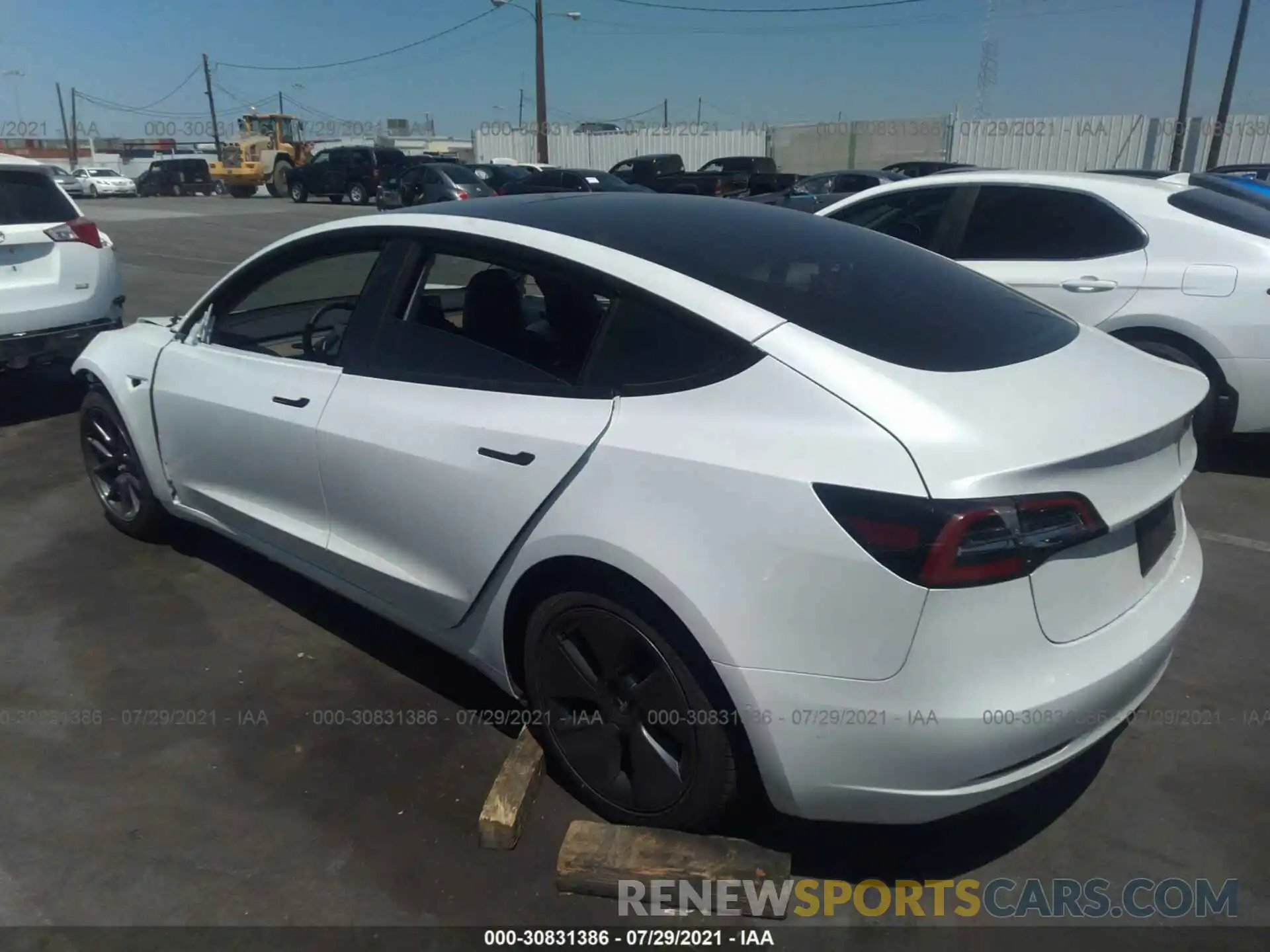 3 Фотография поврежденного автомобиля 5YJ3E1EA2MF930592 TESLA MODEL 3 2021